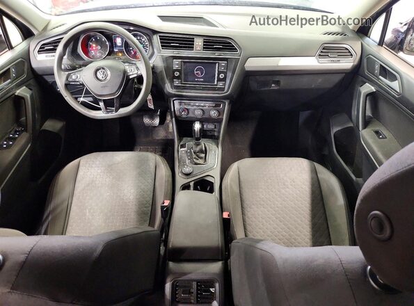 3VV0B7AX8KM095553 2019 VOLKSWAGEN TIGUAN Gray 