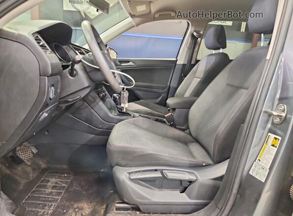 3VV0B7AX8KM095553 2019 VOLKSWAGEN TIGUAN Gray 