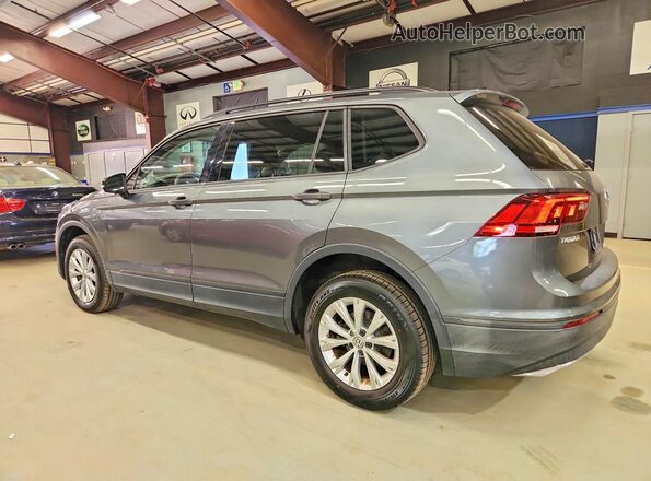 3VV0B7AX8KM095553 2019 VOLKSWAGEN TIGUAN Gray 