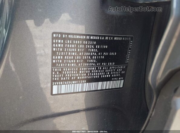 3VV0B7AX9JM011299 2018 VOLKSWAGEN TIGUAN Pewter Engine compartment view