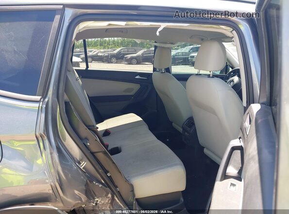3VV0B7AX9JM011299 2018 VOLKSWAGEN TIGUAN Pewter VIN sticker view