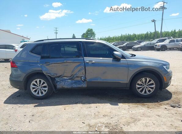 3VV0B7AX9JM011299 2018 VOLKSWAGEN TIGUAN Pewter Rear interior view