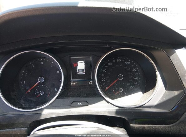 3VV0B7AX9JM014574 2018 VOLKSWAGEN TIGUAN Красный Вид задних сидений