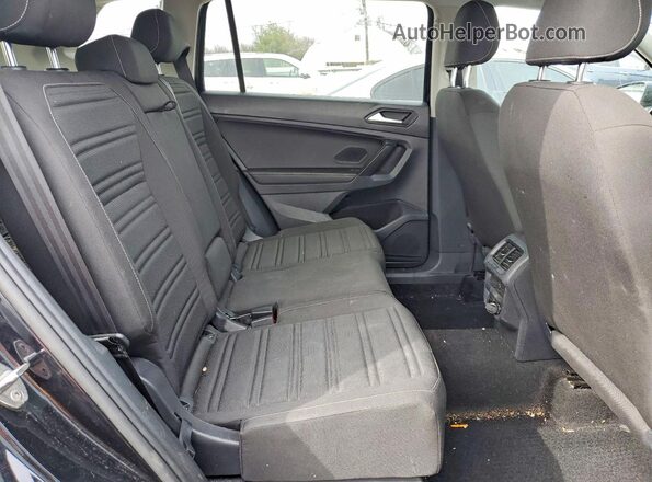 3VV0B7AX9NM166229 2022 VOLKSWAGEN TIGUAN Черный Вид задней части салона