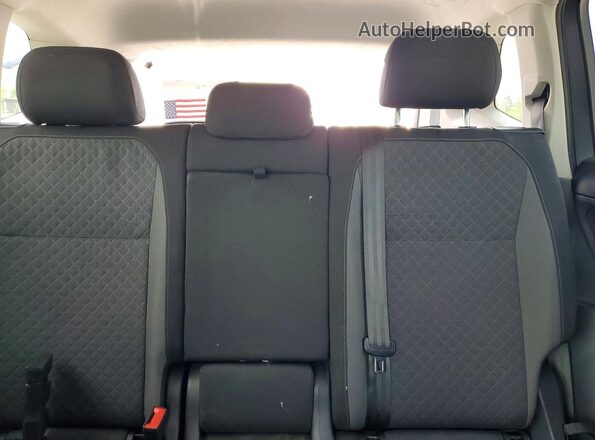 3VV1B7AX1KM145942 2019 VOLKSWAGEN TIGUAN Gray Вид задніх сидінь