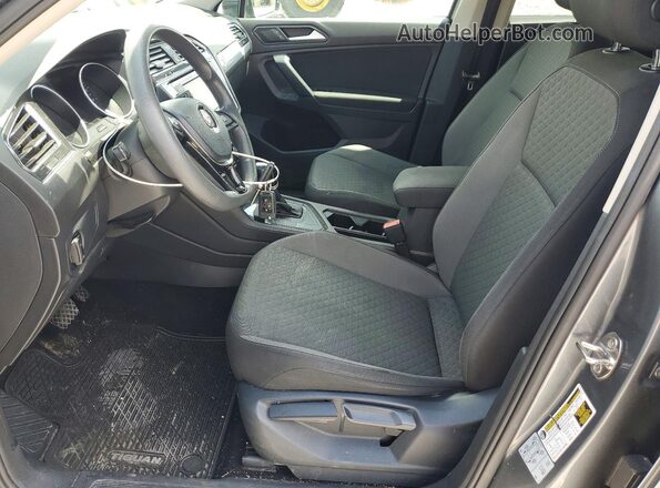 3VV1B7AX1KM145942 2019 VOLKSWAGEN TIGUAN Gray Вид салону спереду