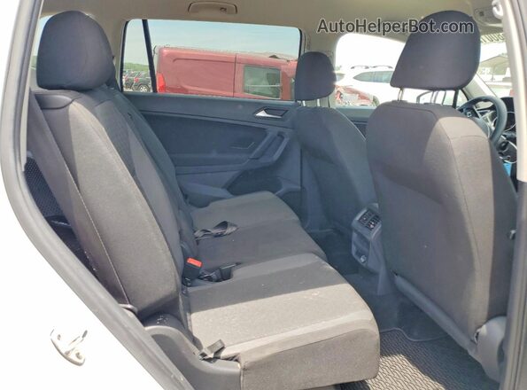 3VV1B7AX2KM079188 2019 VOLKSWAGEN TIGUAN White Widok tylnych siedzeń