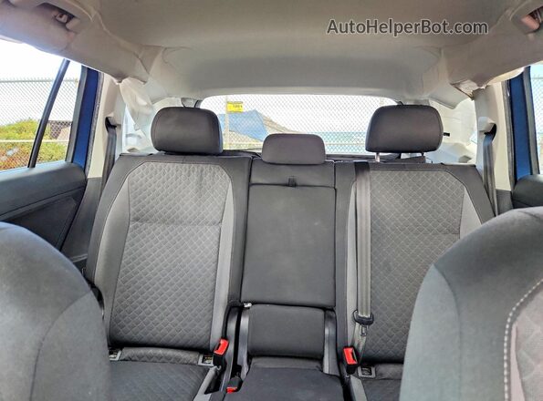 3VV1B7AX2KM192879 2019 VOLKSWAGEN TIGUAN Blue Հետևի նստատեղերի տեսք
