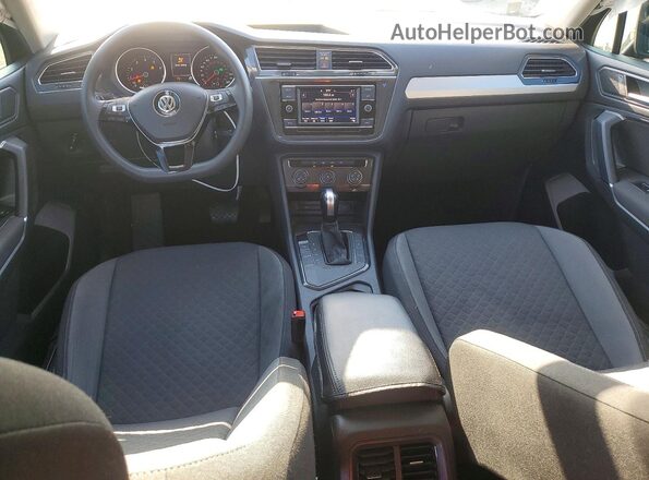 3VV1B7AX2LM004346 2020 VOLKSWAGEN TIGUAN Gray 