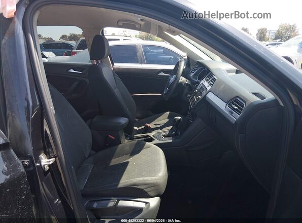 3VV1B7AX3KM087025 2019 VOLKSWAGEN TIGUAN Black Front interior view