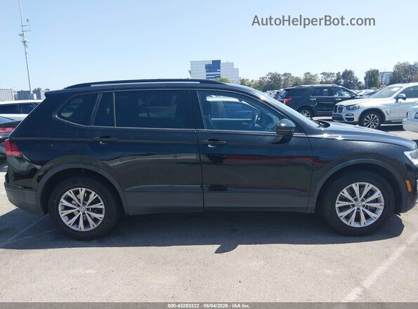 3VV1B7AX3KM087025 2019 VOLKSWAGEN TIGUAN Black Rear interior view
