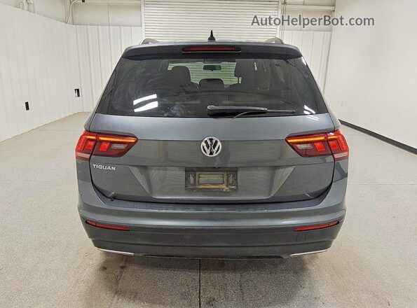 3VV1B7AX4LM043455 2020 VOLKSWAGEN TIGUAN Gray 