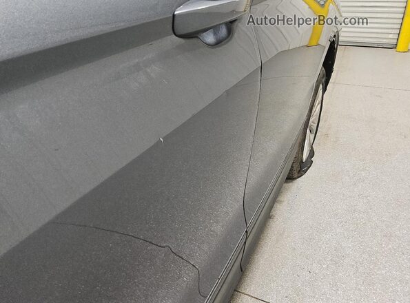3VV1B7AX4LM043455 2020 VOLKSWAGEN TIGUAN Gray 