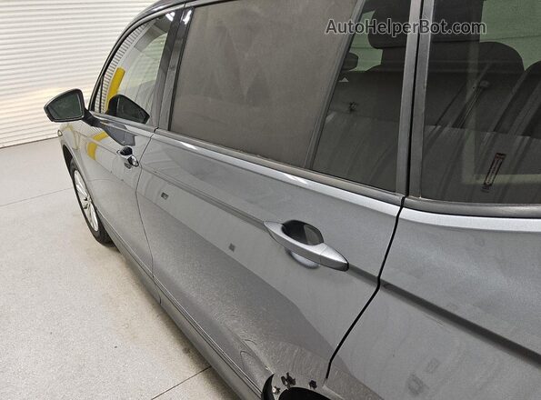 3VV1B7AX4LM043455 2020 VOLKSWAGEN TIGUAN Gray 