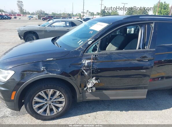3VV1B7AX5JM090359 2018 VOLKSWAGEN TIGUAN Black Դիմացի տեսք