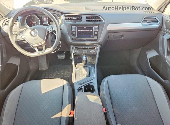 3VV1B7AX5LM088985 2020 VOLKSWAGEN TIGUAN White Widok deski rozdzielczej