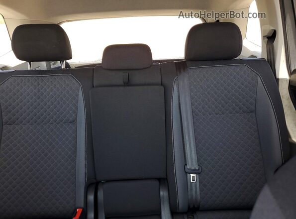 3VV1B7AX5MM066244 2021 VOLKSWAGEN TIGUAN Gray 