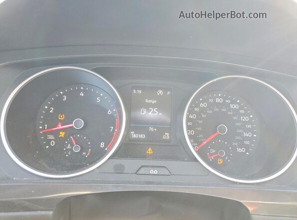 3VV1B7AX6JM019414 2018 VOLKSWAGEN TIGUAN Серый Вид щитка приборов