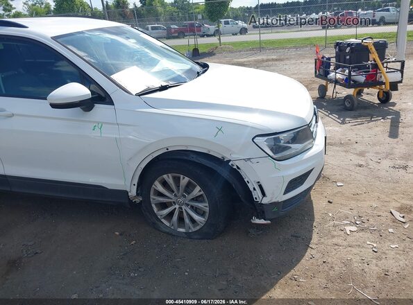 3VV1B7AX7KM087822 2019 VOLKSWAGEN TIGUAN Белый Вид спереди