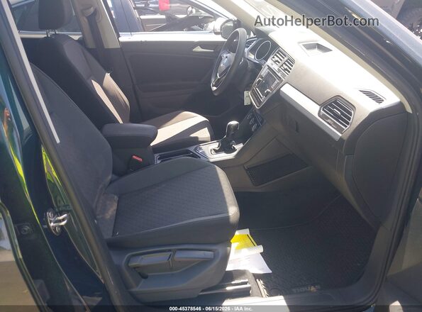3VV1B7AX8KM083651 2019 VOLKSWAGEN TIGUAN Green წინა სალონის ხედი