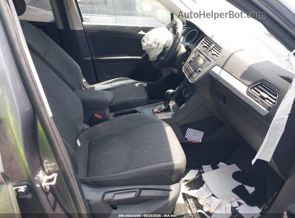 3VV1B7AX8MM002604 2021 VOLKSWAGEN TIGUAN Gray Вид салону спереду