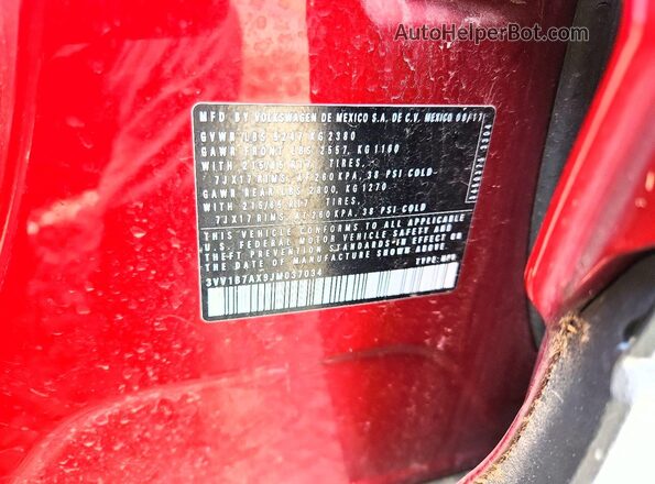 3VV1B7AX9JM037034 2018 VOLKSWAGEN TIGUAN Red Vista del compartimento del motor