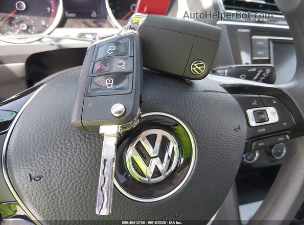 3VV1B7AX9MM004748 2021 VOLKSWAGEN TIGUAN Black Dashboard view
