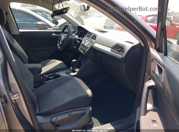 3VV1B7AX9MM011389 2021 VOLKSWAGEN TIGUAN Gray Widok wnętrza z przodu