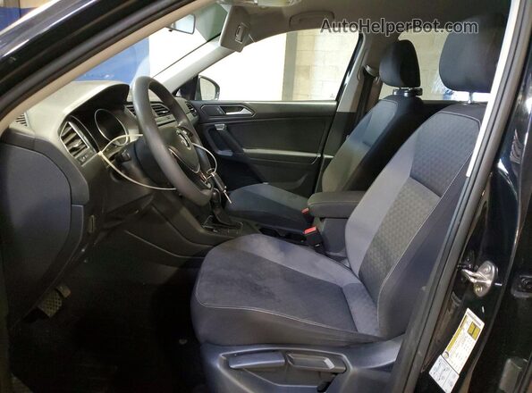 3VV1B7AX9MM115686 2021 VOLKSWAGEN TIGUAN Black 