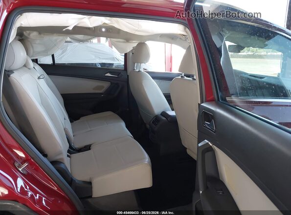 3VV2B7AX0JM138368 2018 VOLKSWAGEN TIGUAN Burgundy Widok naklejki z numerem VIN