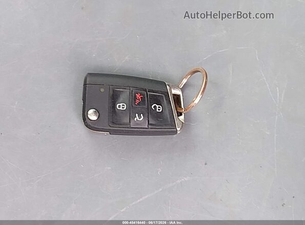 3VV2B7AX0JM169233 2018 VOLKSWAGEN TIGUAN Gray Widok deski rozdzielczej