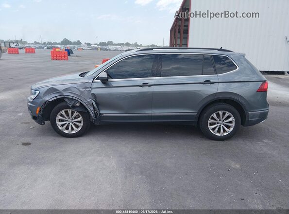 3VV2B7AX0JM169233 2018 VOLKSWAGEN TIGUAN Gray Widok wnętrza 360 stopni
