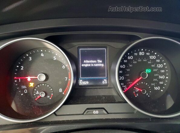 3VV2B7AX0JM184718 2018 VOLKSWAGEN TIGUAN White Instrument cluster view