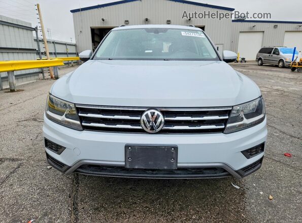 3VV2B7AX0JM205356 2018 VOLKSWAGEN TIGUAN Silver 
