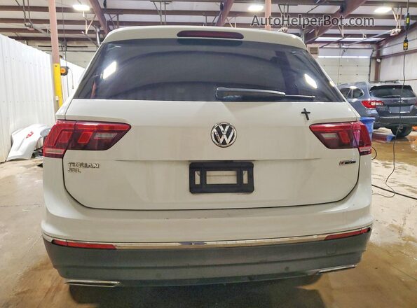 3VV2B7AX0MM022740 2021 VOLKSWAGEN TIGUAN White Rear view