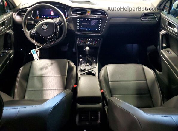 3VV2B7AX0MM022740 2021 VOLKSWAGEN TIGUAN White Dashboard view