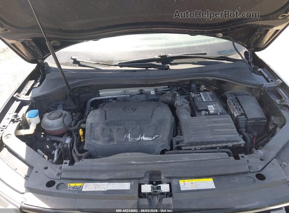3VV2B7AX0MM047637 2021 VOLKSWAGEN TIGUAN Black Հետևի տեսք