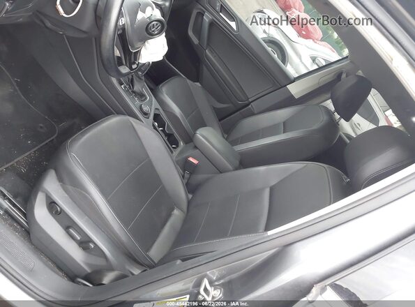 3VV2B7AX1KM008374 2019 VOLKSWAGEN TIGUAN Gray 