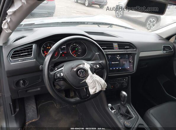 3VV2B7AX1KM008374 2019 VOLKSWAGEN TIGUAN Gray 
