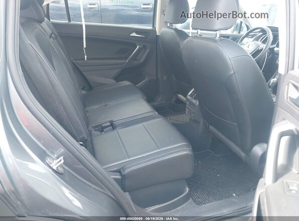 3VV2B7AX1LM023541 2020 VOLKSWAGEN TIGUAN Gray Vista de la etiqueta del VIN