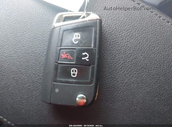3VV2B7AX1LM023541 2020 VOLKSWAGEN TIGUAN Gray Vista del salpicadero