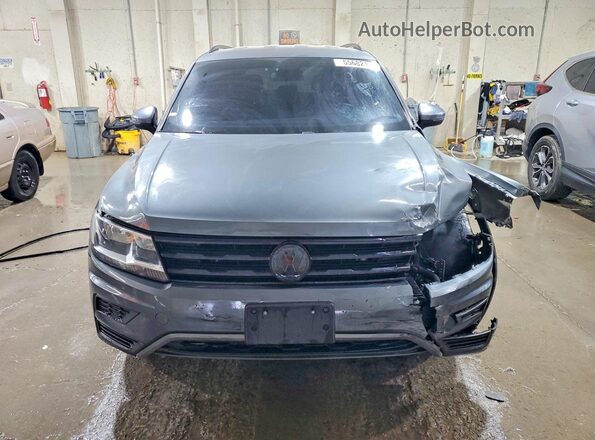 3VV2B7AX1LM106211 2020 VOLKSWAGEN TIGUAN Серый Вид спереди
