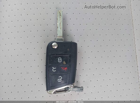 3VV2B7AX1MM022424 2021 VOLKSWAGEN TIGUAN Silver Widok deski rozdzielczej