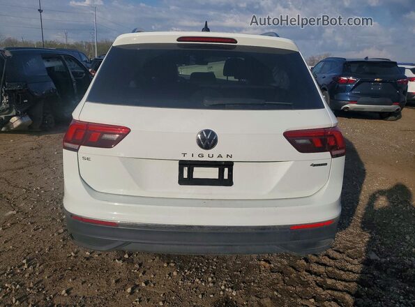 3VV2B7AX1RM112602 2024 VOLKSWAGEN TIGUAN White Rear view