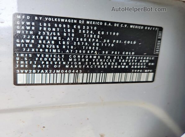 3VV2B7AX2JM040443 2018 VOLKSWAGEN TIGUAN White Widok naklejki z numerem VIN