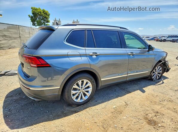 3VV2B7AX2JM055041 2018 VOLKSWAGEN TIGUAN Серый 
