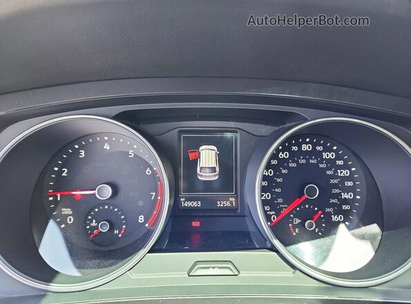 3VV2B7AX2JM055041 2018 VOLKSWAGEN TIGUAN Серый 