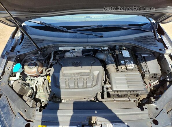 3VV2B7AX2JM055041 2018 VOLKSWAGEN TIGUAN Серый 