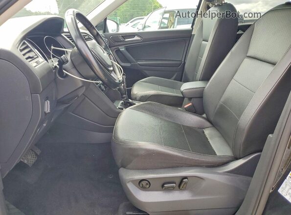 3VV2B7AX2JM057002 2018 VOLKSWAGEN TIGUAN Черный 