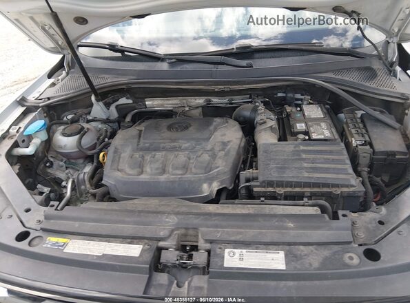 3VV2B7AX2JM083650 2018 VOLKSWAGEN TIGUAN Silver Rear view